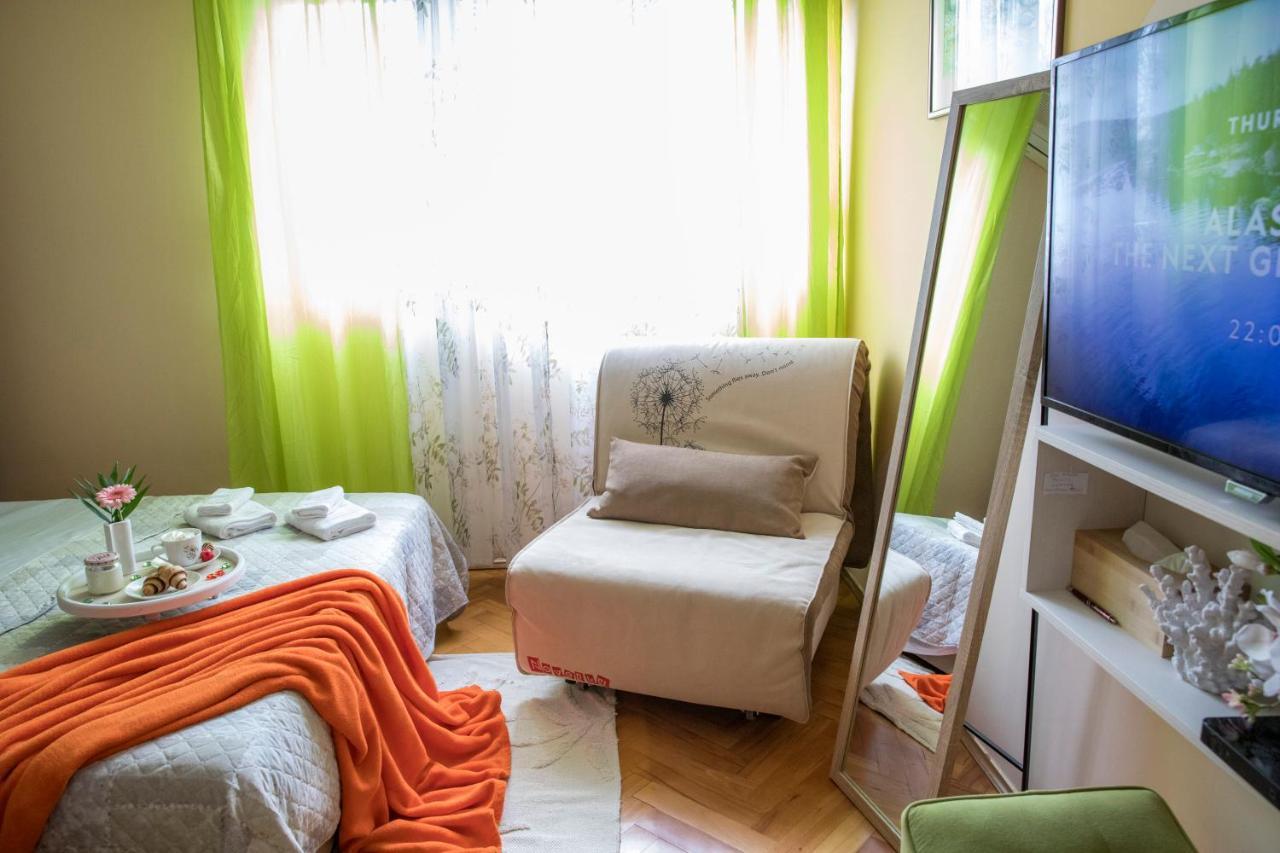 Studio Apartman Meli リエカ エクステリア 写真