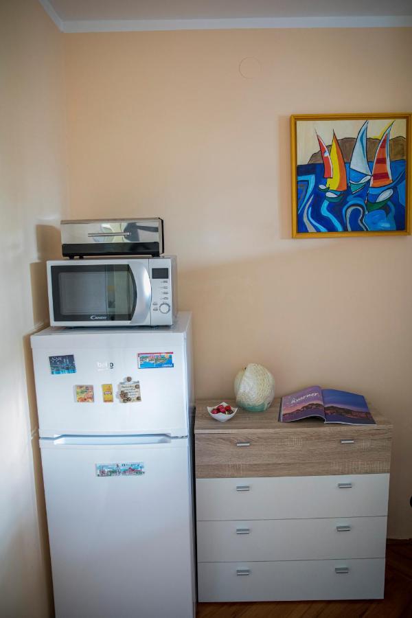 Studio Apartman Meli リエカ エクステリア 写真