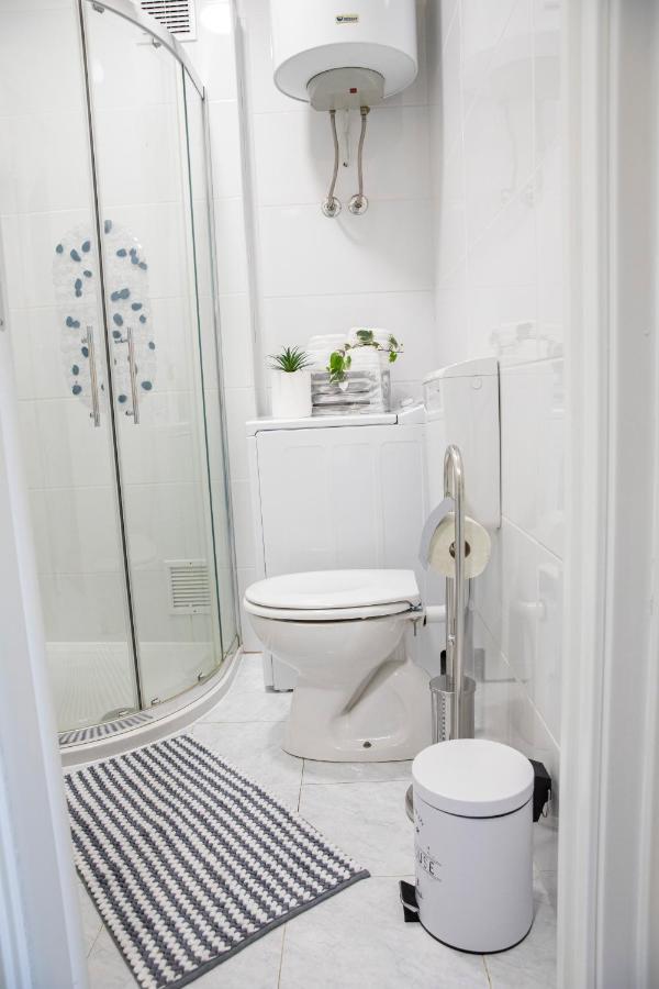 Studio Apartman Meli リエカ エクステリア 写真
