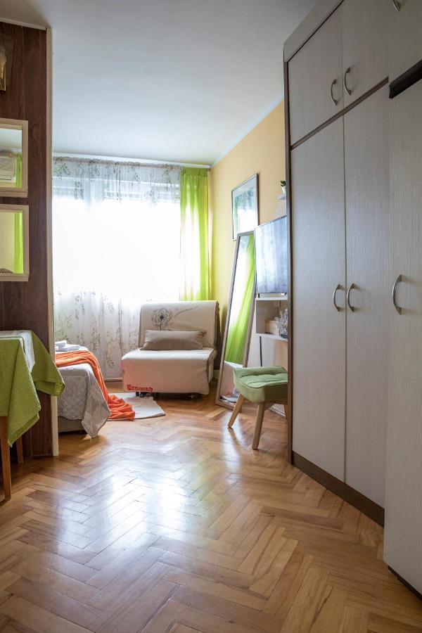 Studio Apartman Meli リエカ エクステリア 写真